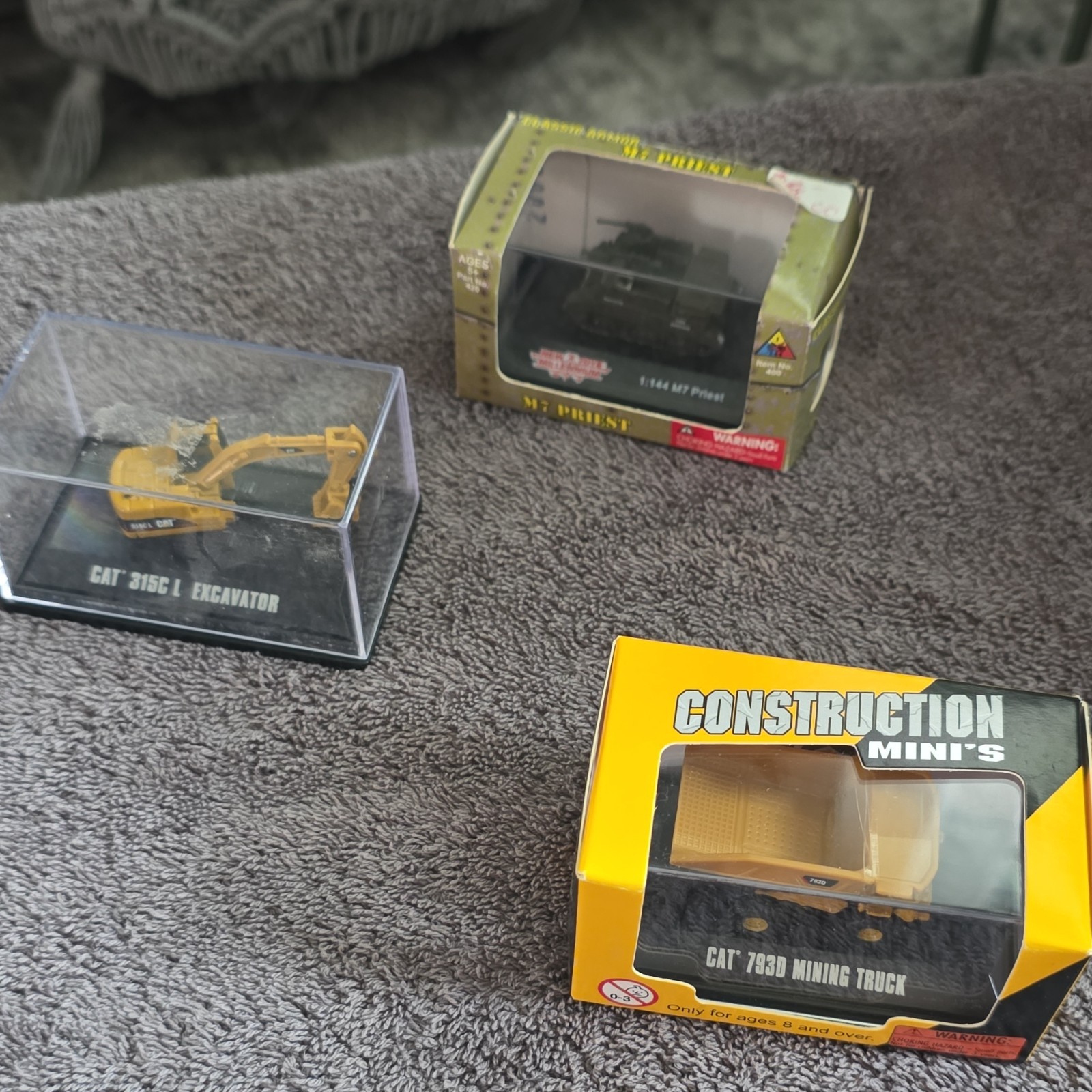 CAT Construction Minis 1:64 315F L Excavator Diecast Model, Unopened Box