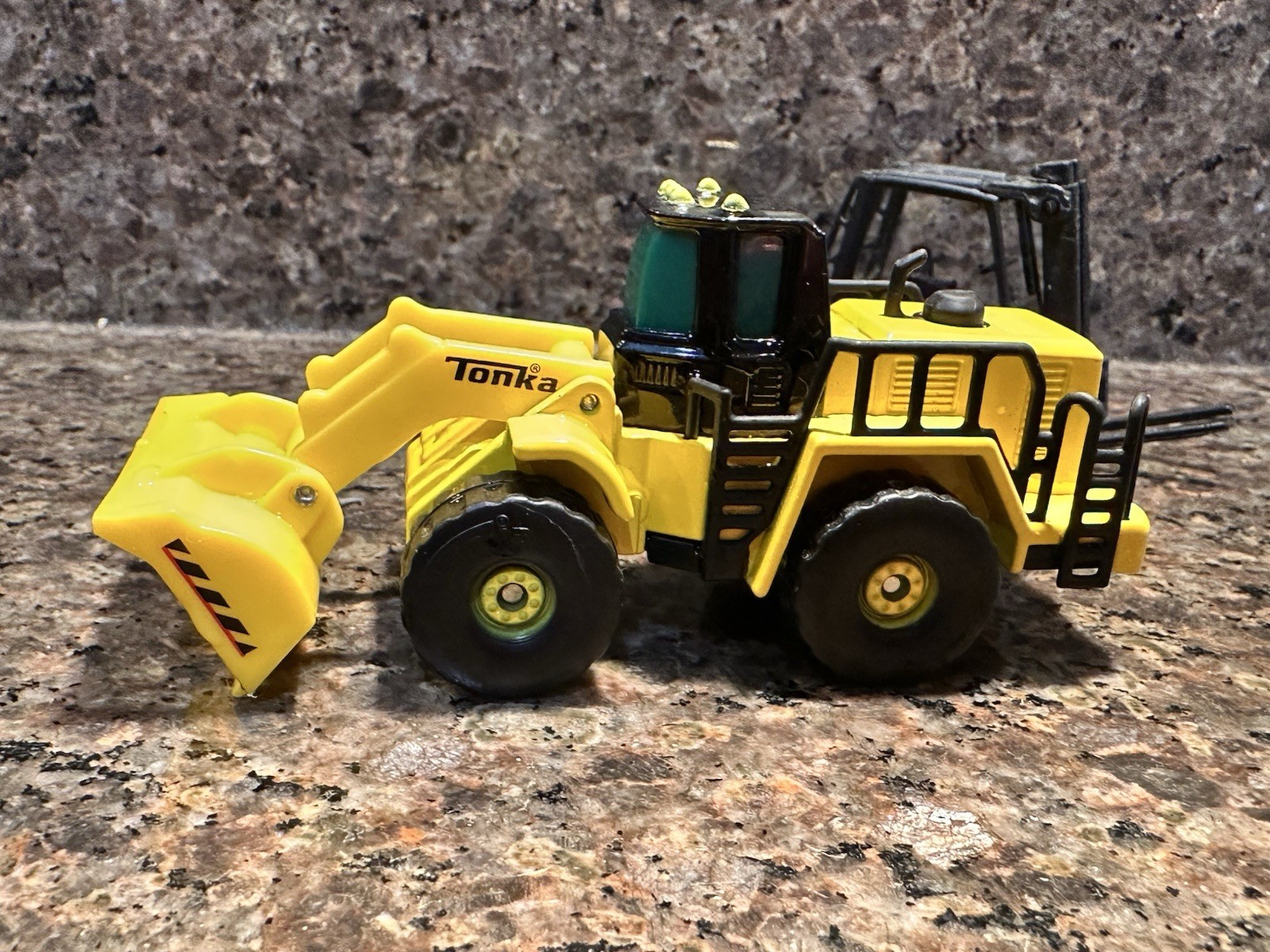 Lot of 2 Diecast Vehicles Tonka Wheel Loader & Siku Linde Forklift Construction