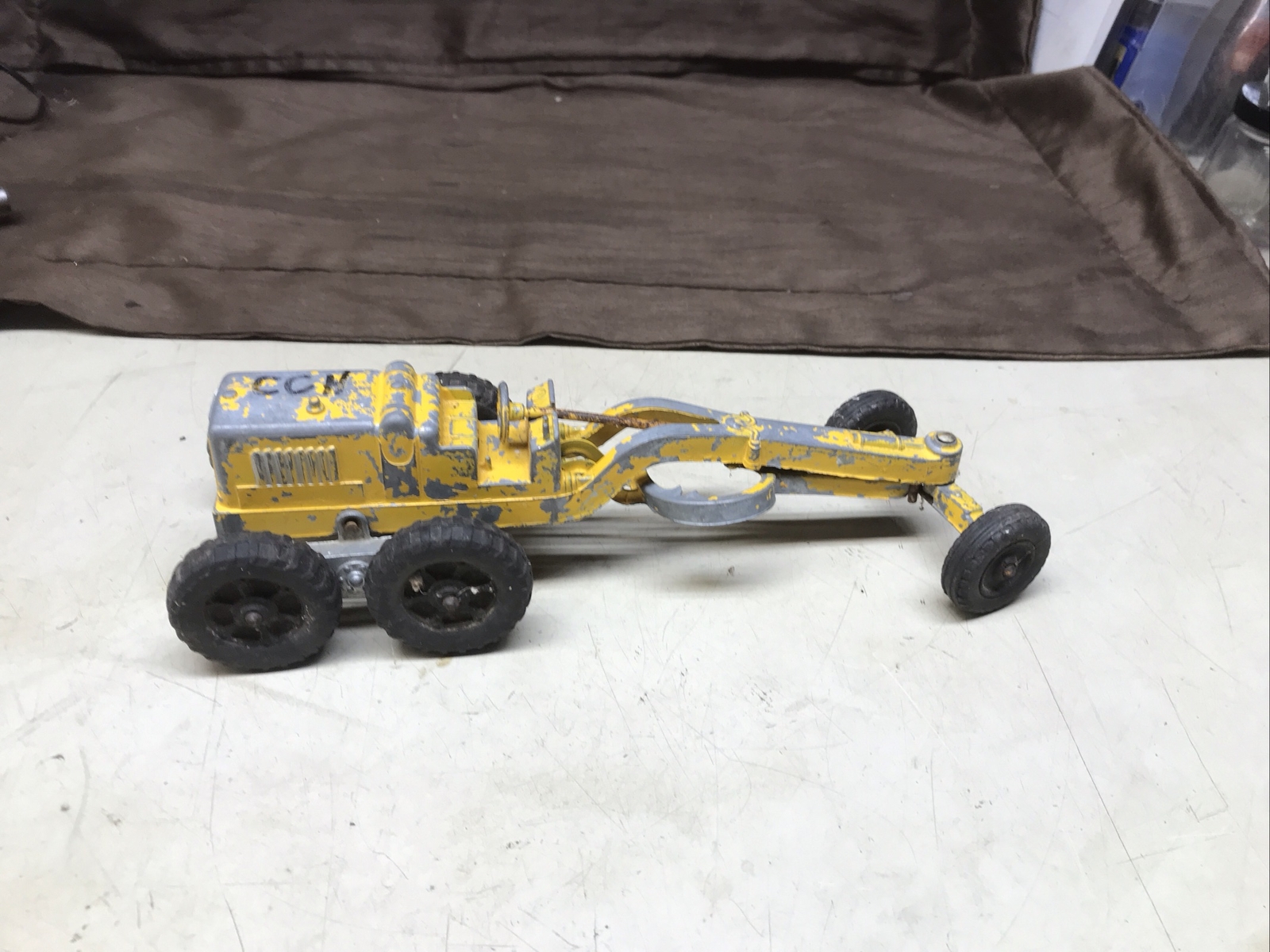 Hubley Kiddie Toy Road Grader Yellow No 481 Die Cast Parts Or Repair