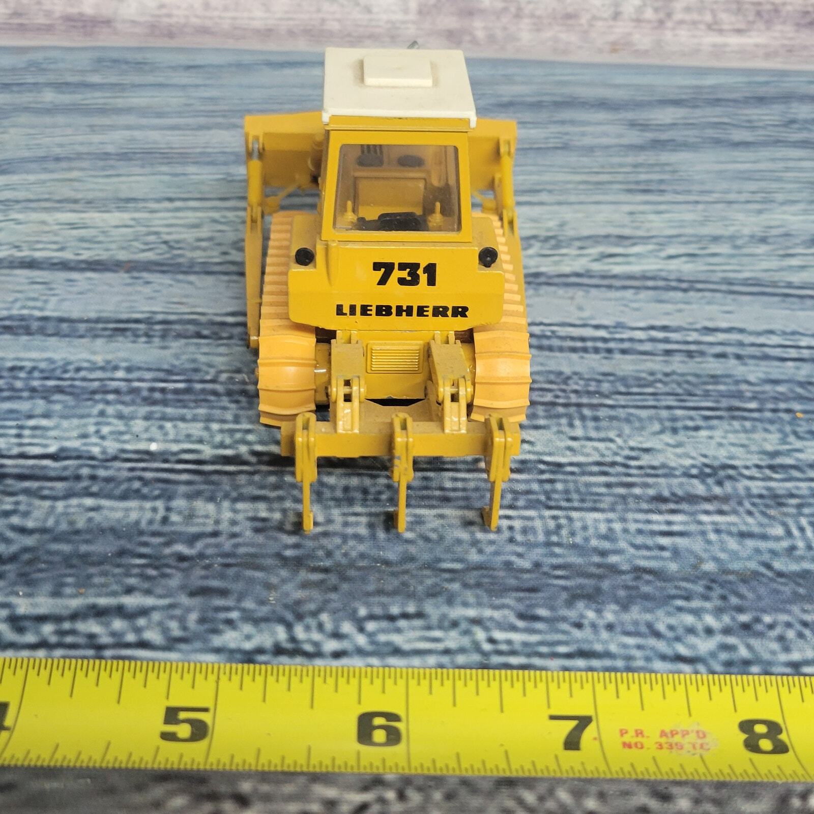 Vtg Gescha die-cast Liebherr 731 Dozer – 1/50 – Conrad 1:50 Crawler yellow/white