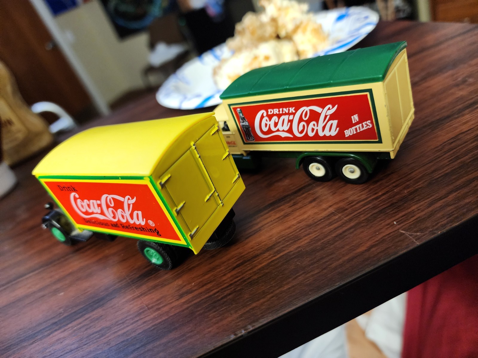 AHL 1011 Mack BM COCA-COLA Box Van 1/64 “Hartoy” & “Days Gone” Truck Too!