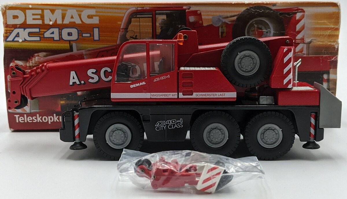 Conrad 2093 1:50 Demag AC 40-1 CityClass Telescopic Crane – Scholpp Colors NIB