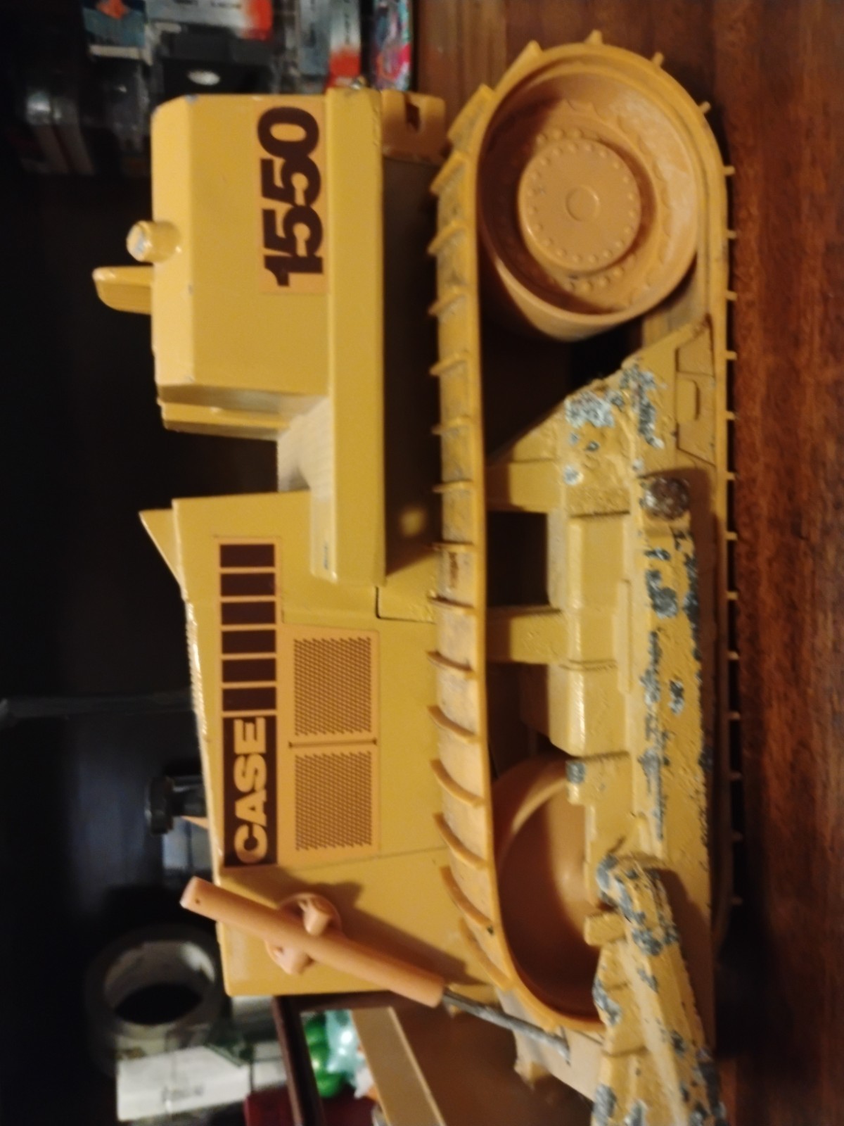 Ertl Case 850G Long Track Diecast Dozer 1:16 Moveable Tracks Adjustable Blade
