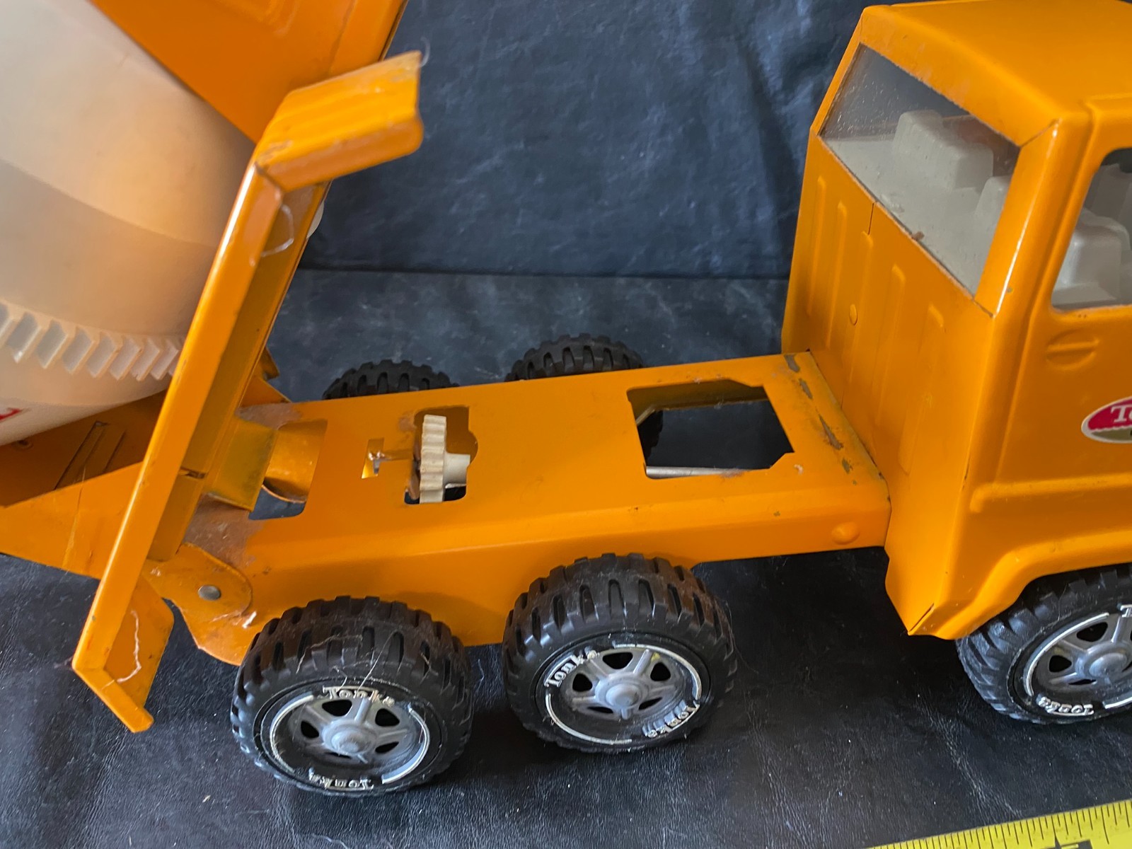 tonka vintage pressed steel cement mixer construction vehicle ORANGE