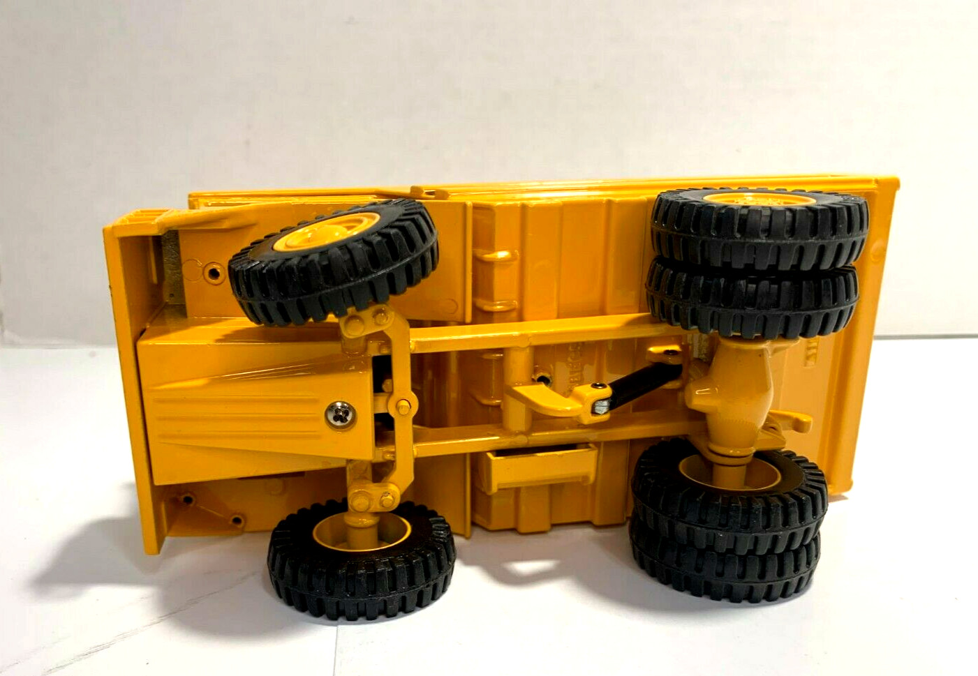 Joal Compact Euclid R32 Dump Truck Die-Cast Scale 1:50