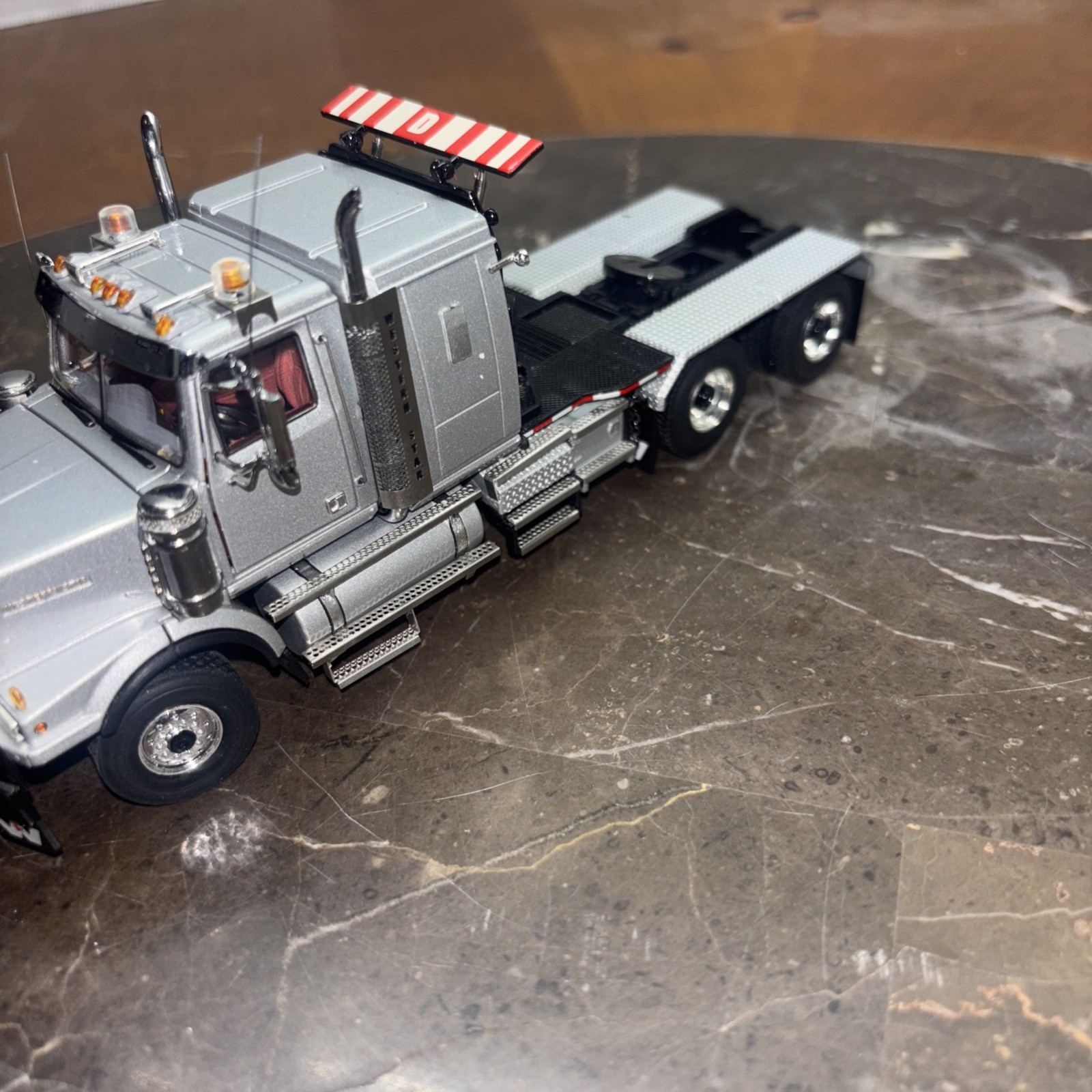 Wsi 1/50, Western Star 4900 With Ballast Box 6×4 Silver!