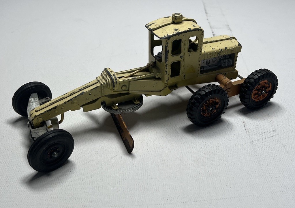Vintage Hubley Steerable Yellow Diesel Road Grader Scraper & Sterring USA Toy