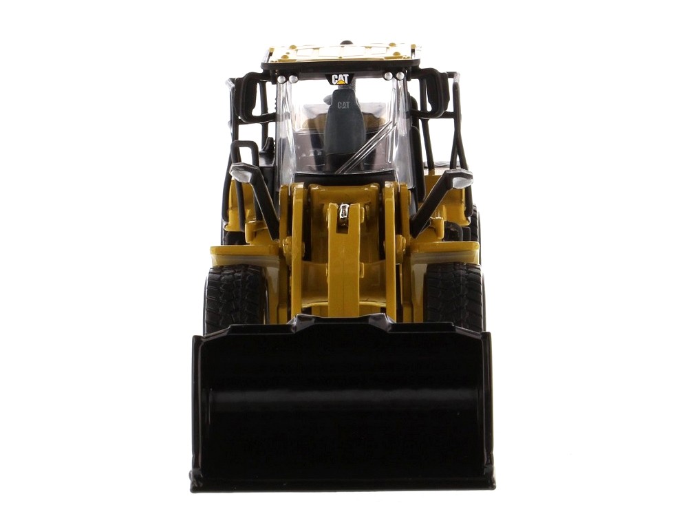 CAT Caterpillar 950M Wheel Loader Series 1/64 Play & Collect! by Diecast Masters