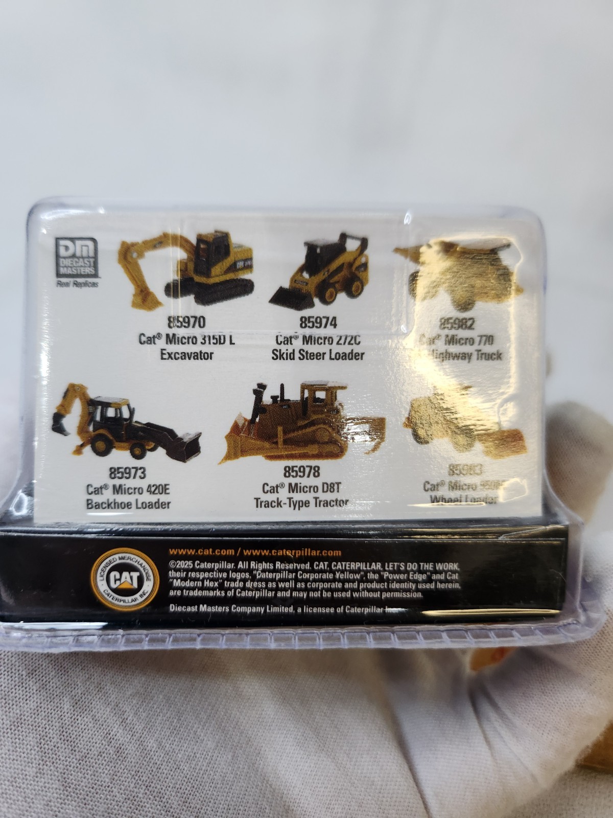 Diecast Masters CAT Micro D8T Track-Type Tractor Micro Scale Diecast