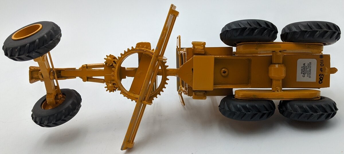 Teeswater 1:32 Champion Custom Motor Grader/Box
