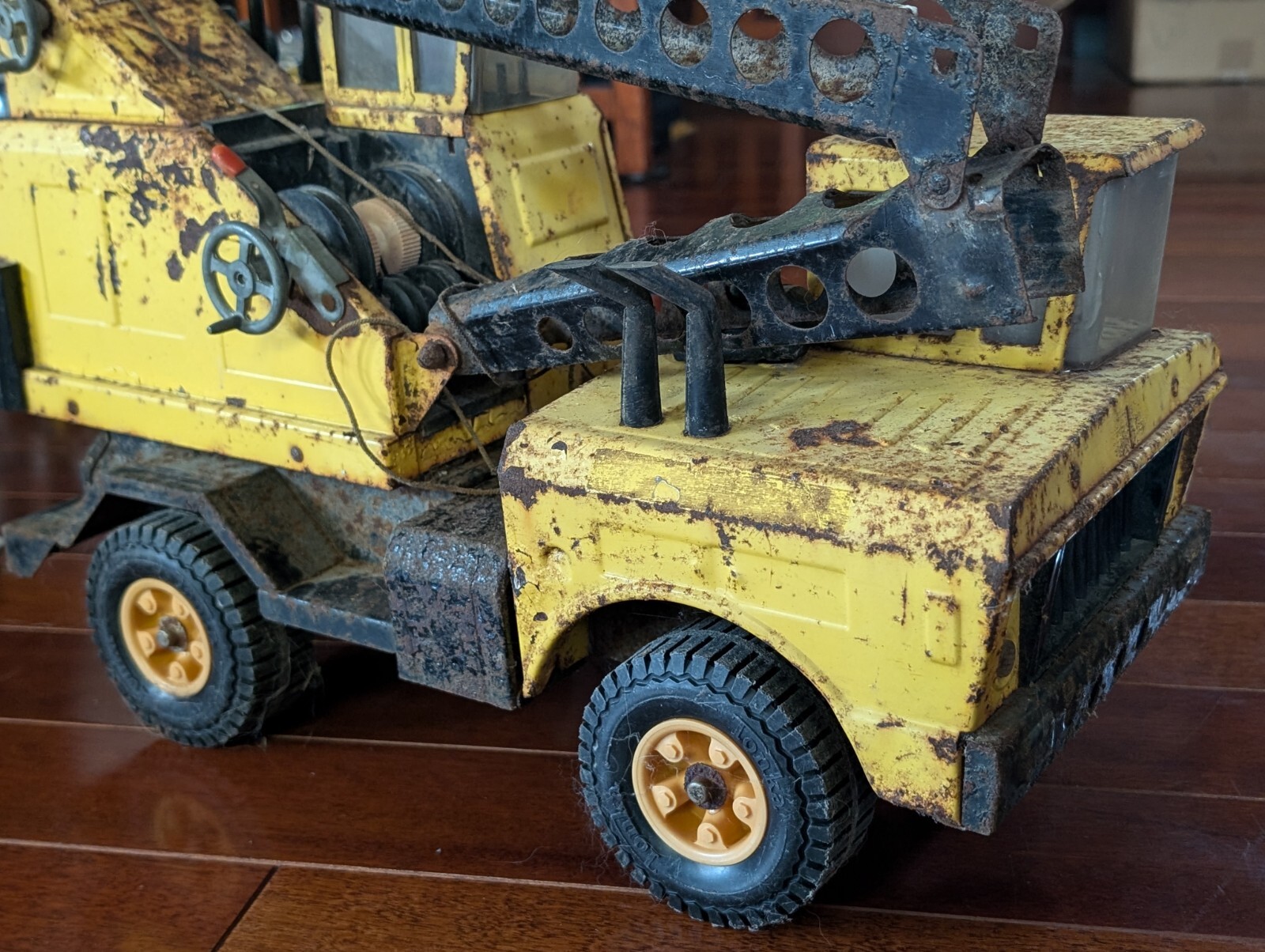 Vintage TONKA Mighty Crane 1965-1971 Model Pressed Metal Toy