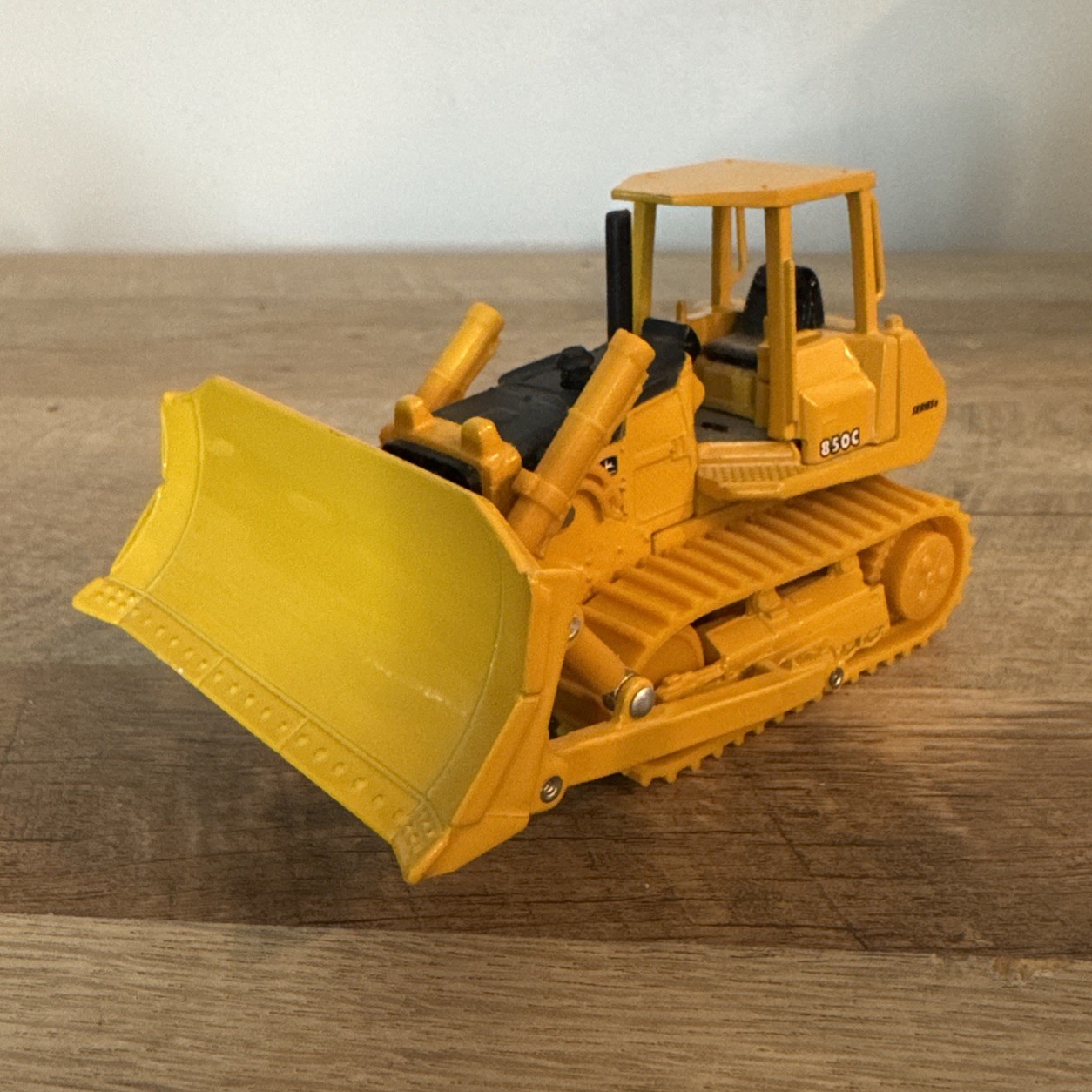 ERTL 1/50 Scale JOHN DEERE 850C Bulldozer Diecast Model Toy Collection Gift