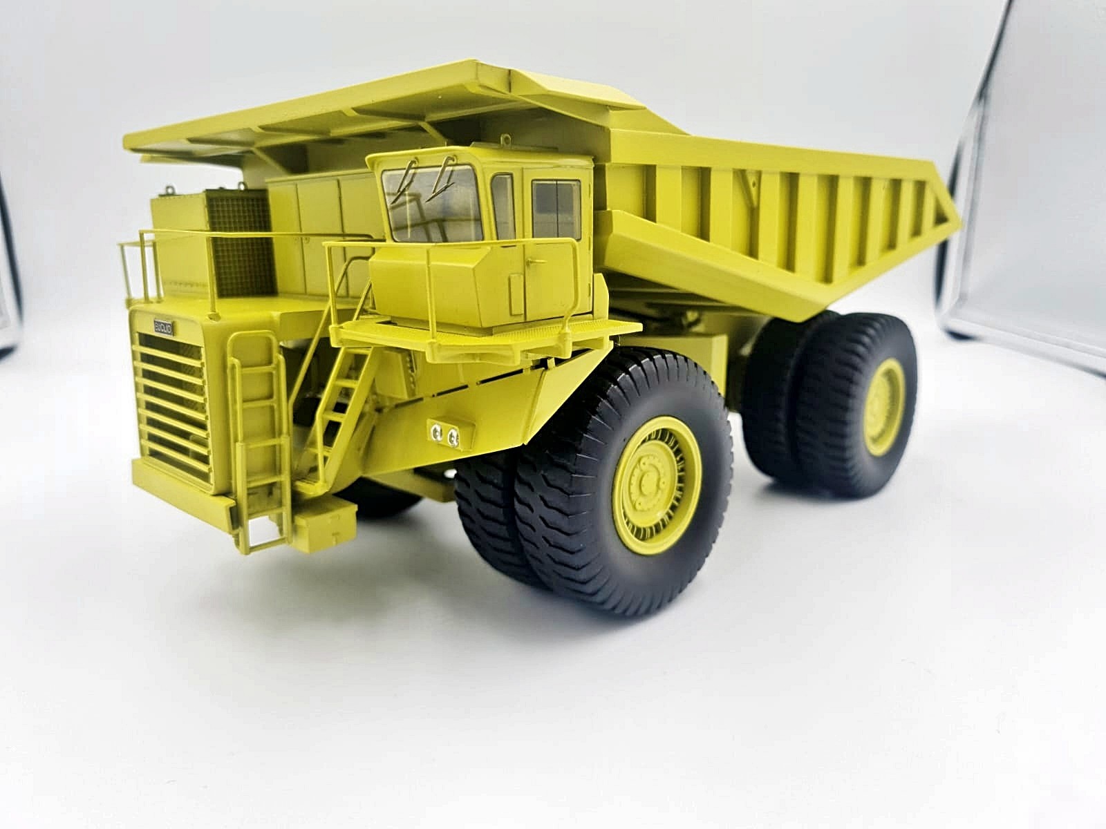 1/50 Euclid R210 Dumper