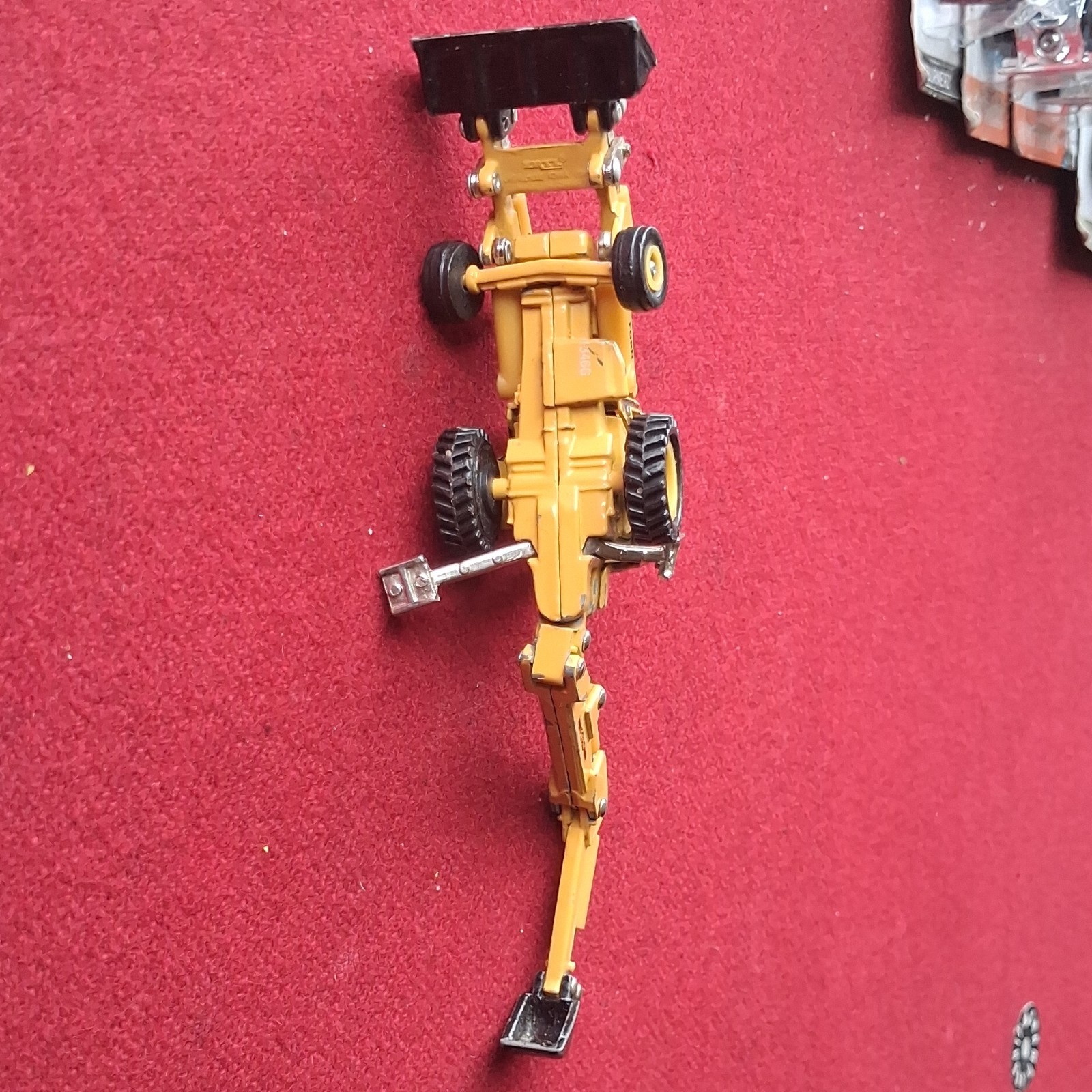 Ford Backhoe Loader Yellow Black Diecast 1:50 Construction Vehicle Movable Parts