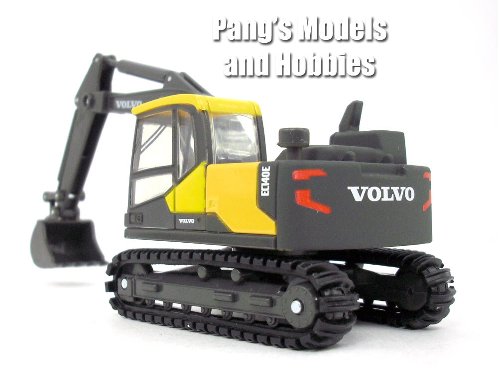 3 Piece Set of 5 Inch Volvo Construction Set Scale Diecast & Plastic Models