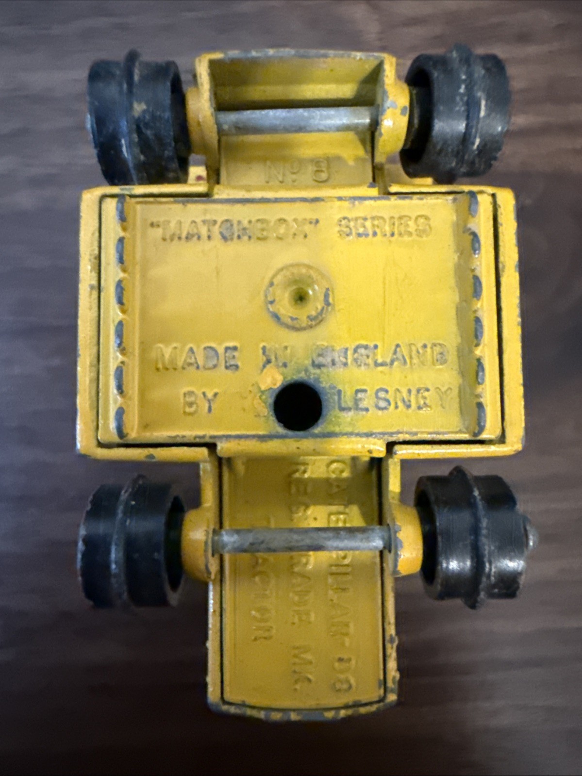 VINTAGE MATCHBOX Series #8 CATERPILLAR D8 TRACTOR MADE IN ENGLAND BY LESNEY 1964