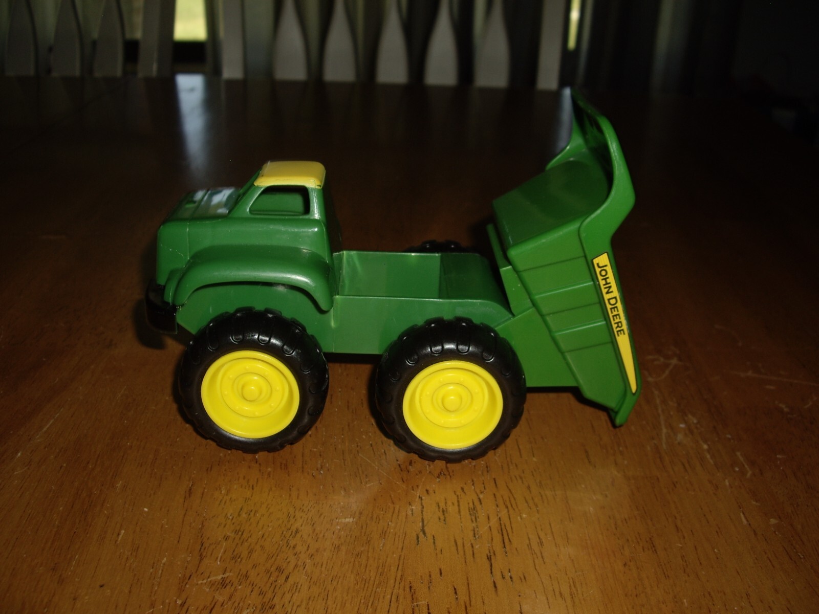 EUC 2 Tomy John Deere Plastic Vehicles Front Loader & Dump Truck Sandbox Toys