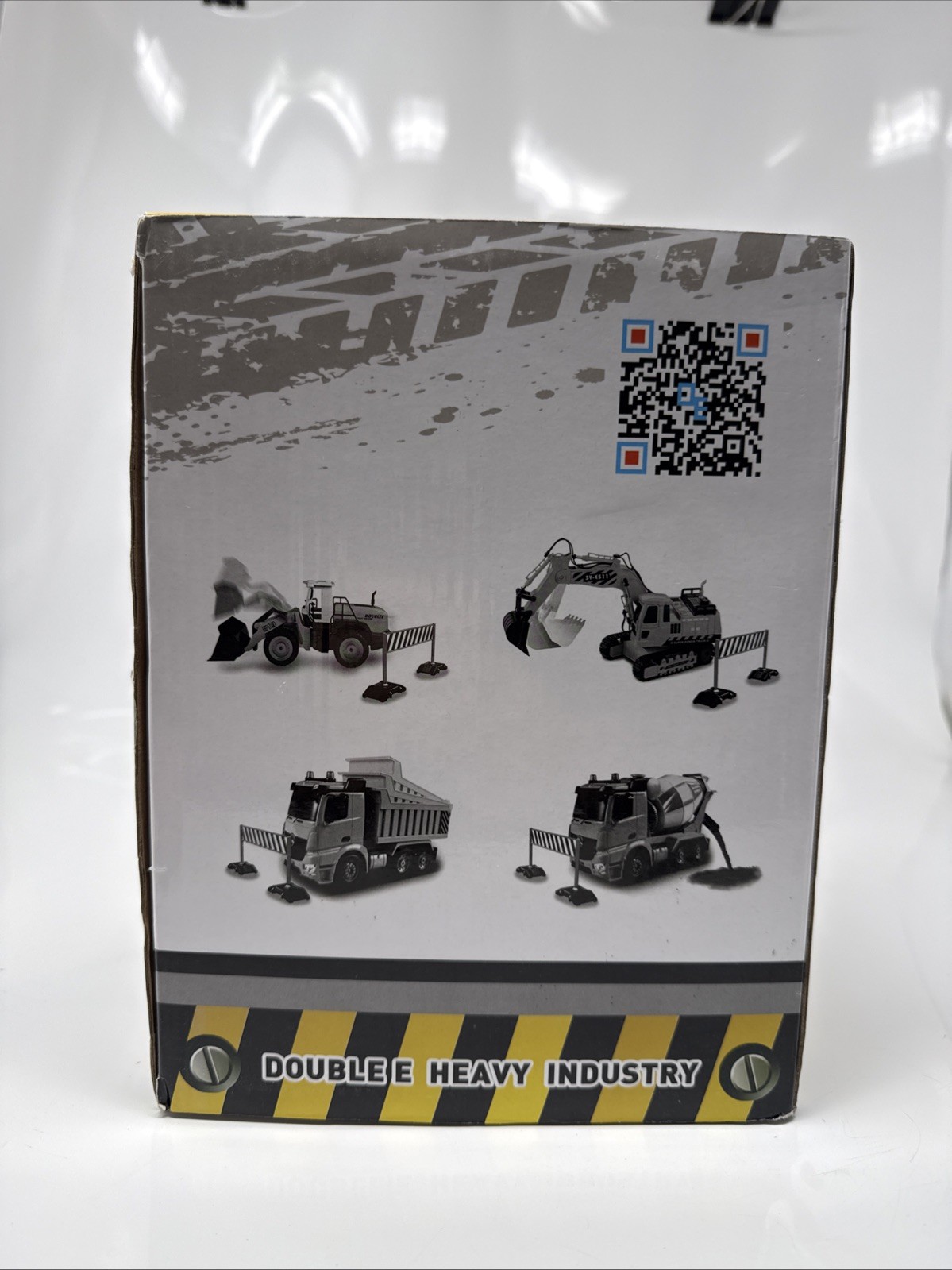 Double E Heavy Industry R/C Excavator e511-003 Eagle Gift For Boys/girls NEW!