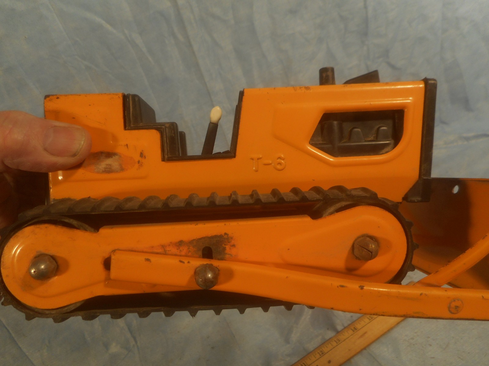 Vintage Tonka T-6 Bulldozer Yellow Pressed Steel Works Great! Made In USA Nice!