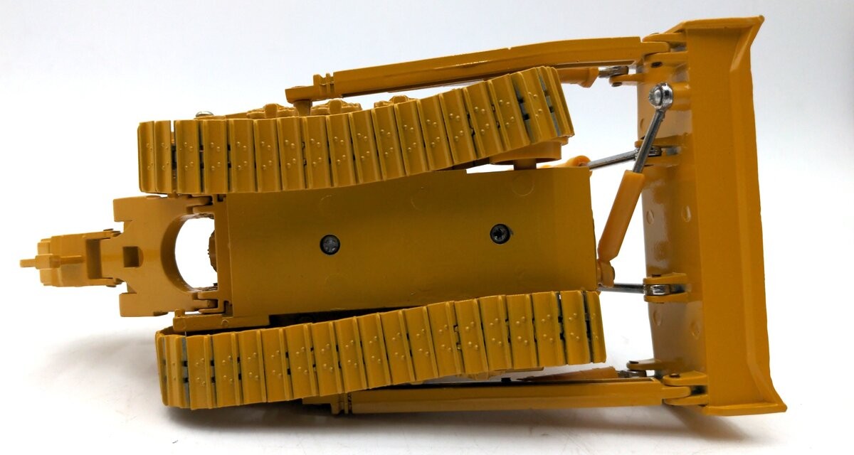 HBXG SD8 1:50 Scale Diecast Crawler Bulldozer