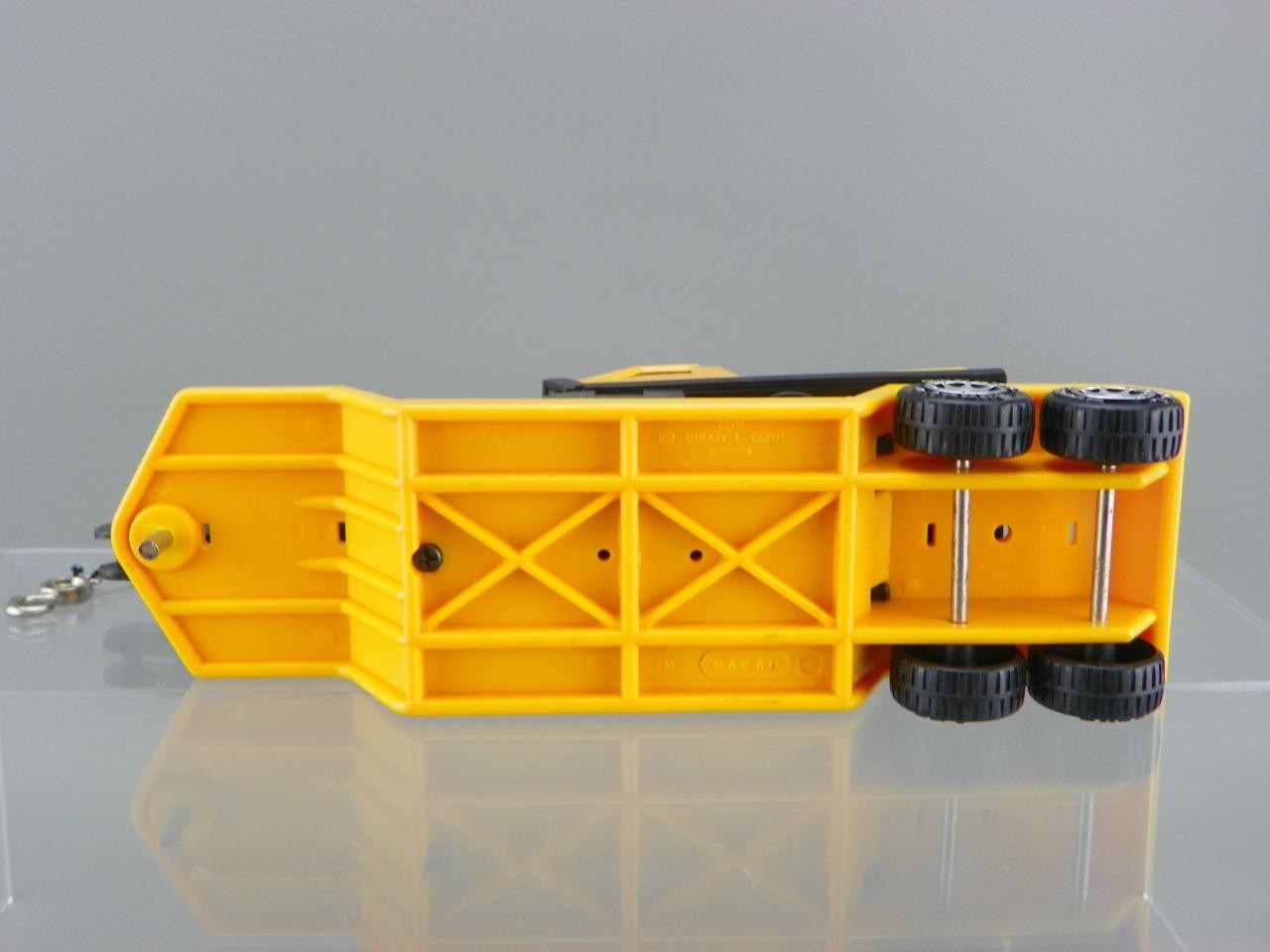 Vintage 1979 Buddy L Mini 8″ Metal Construction Crane Semi Truck Lowboy Trailer