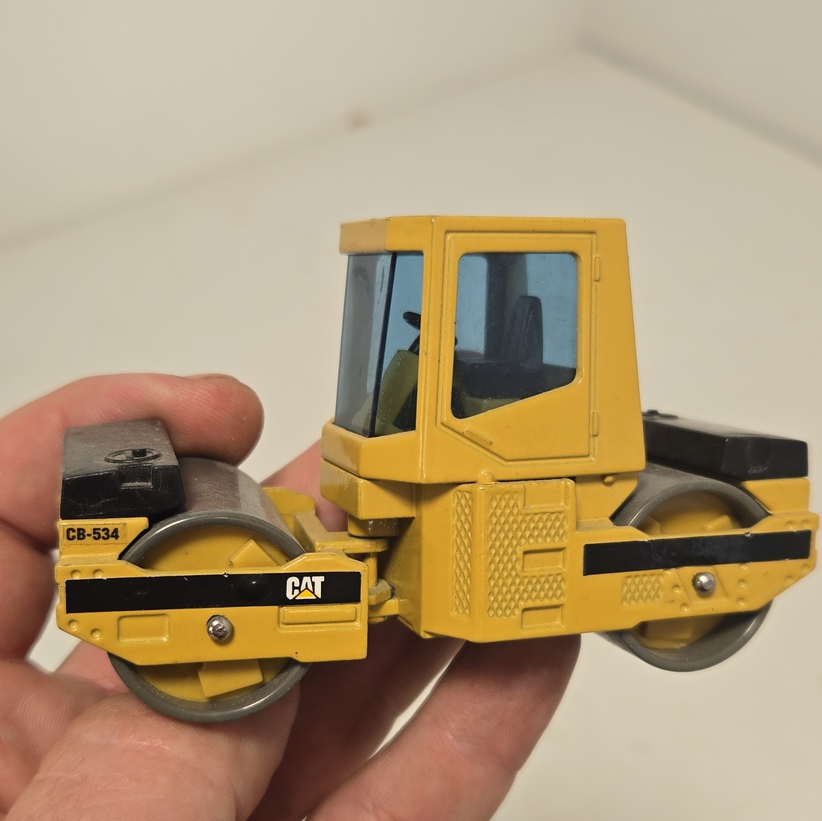 Joal 1/50 Scale Die Cast Caterpillar CB-534 Asphalt Roller