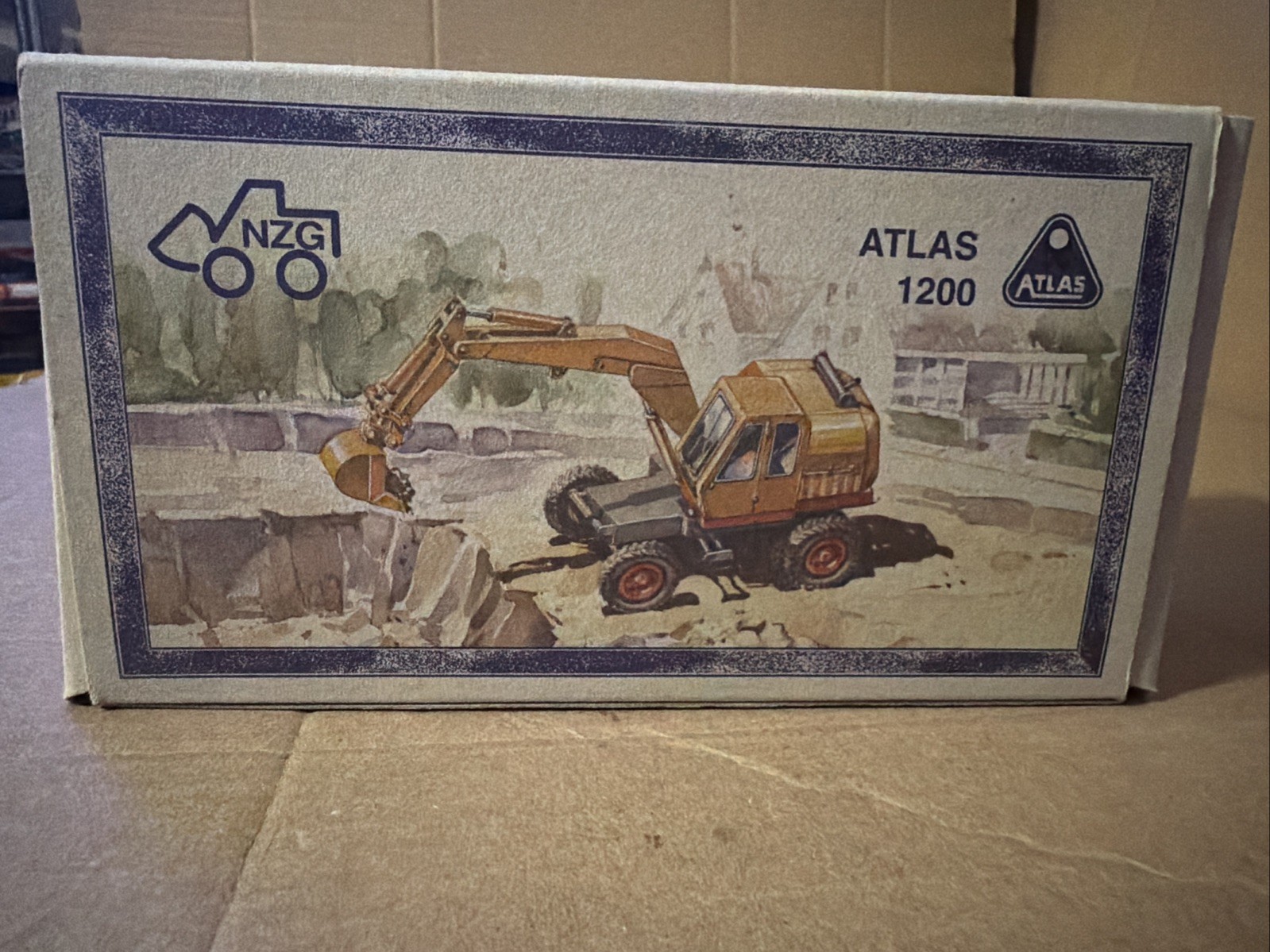 NZG Atlas 1200 Excavator Construction Model Box New