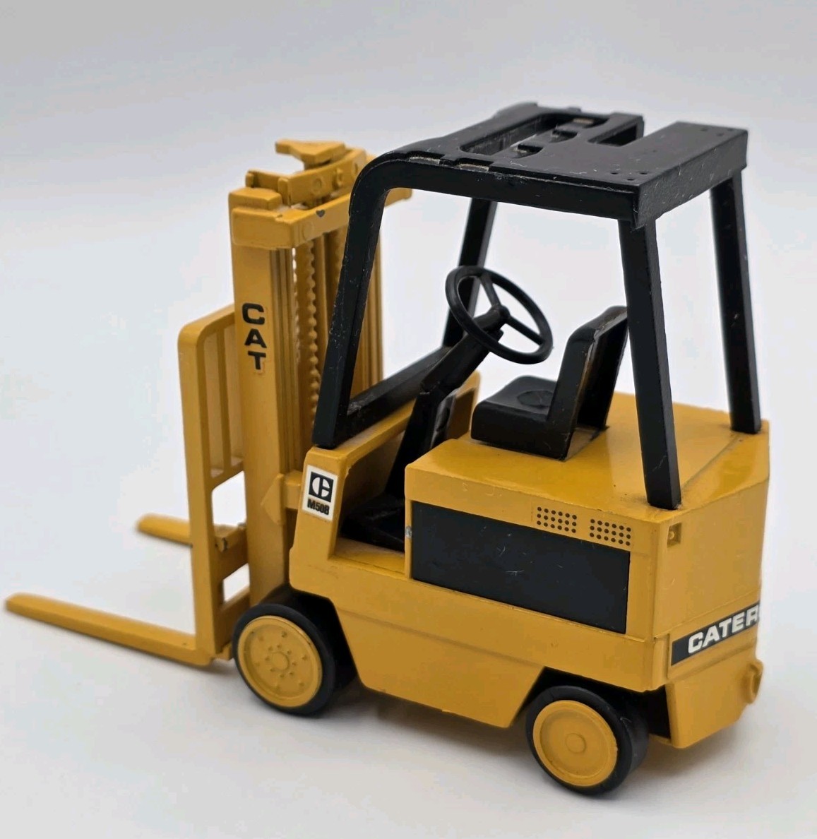 NZG Caterpillar M50B Electric Lift Truck Forklift 1:25 Diecast #225 – W Germany