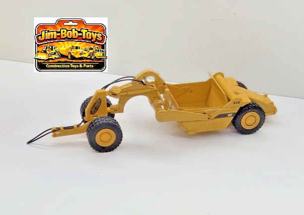 Cat 631E Scraper Belly with Pull-Type Drawbar – 1/50 Scale Construction Model