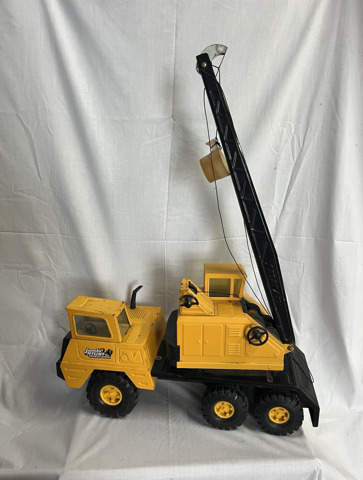 Michigan Crane Truck Vehicle Yellow & Black Diecast Construction Equipment Toy