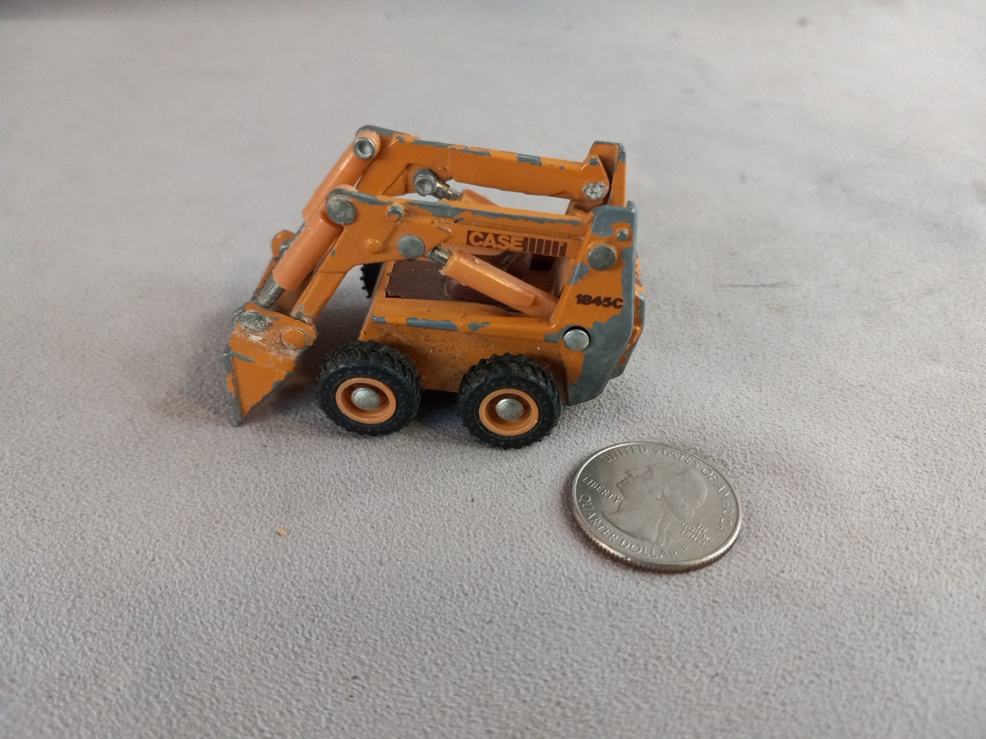 Vintage Ertl CASE 1845C Skid Steer Loader Construction Farm Toy 1:64 No Cage