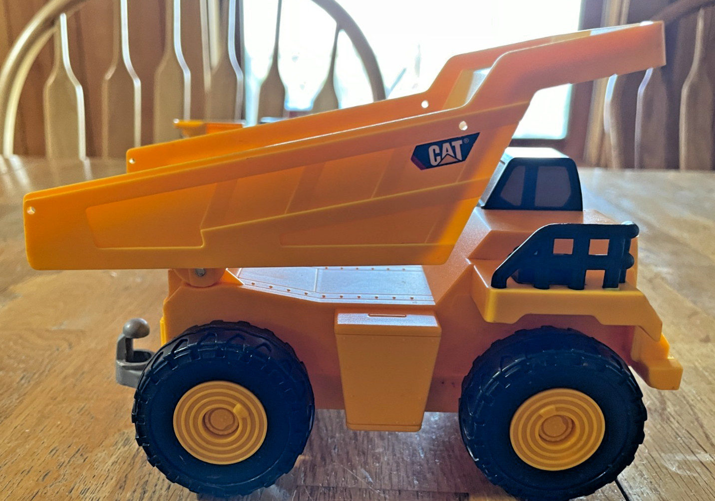 CAT WGT Construction Vehicles Lot Diecast Plastic Yellow w/Tonka warning light