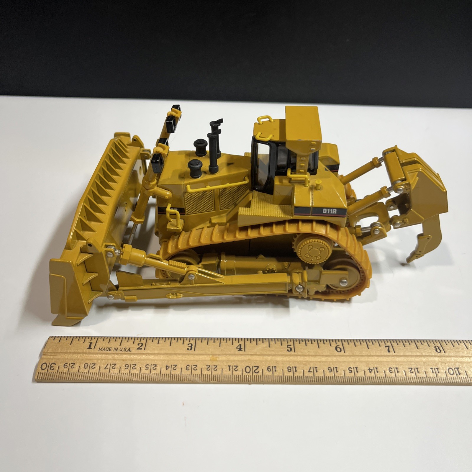 1:50 Scale Cat D11R CD Carrydozer Track-Type Tractor by Norscott 4357 RARE HTF