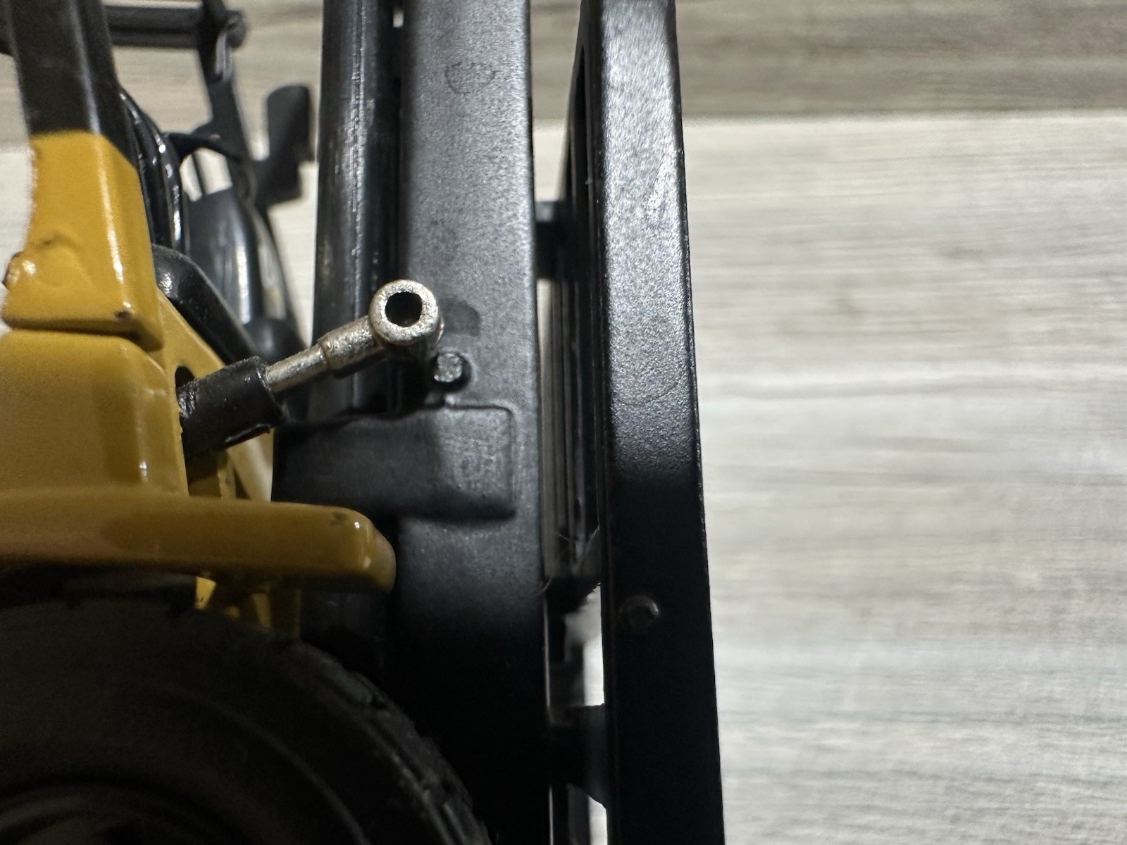 Norscott 1:25 Scale CAT Lift Truck with Pallet GP25K JJ Keller *Missing Pieces*