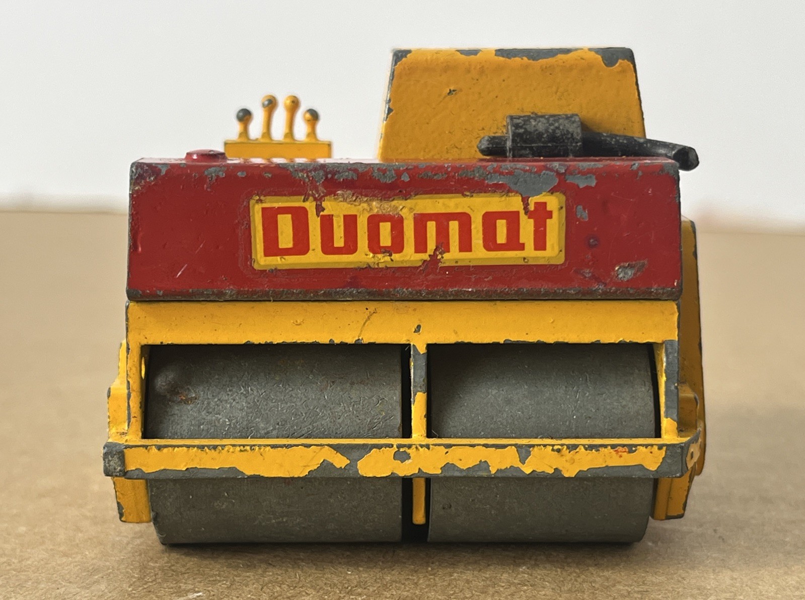 Duomat R127 Double Vibratory Roller – NZG 1:35 Scale Diecast Model #128