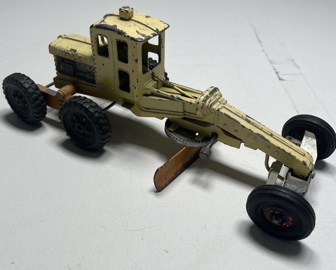 Vintage Hubley Steerable Yellow Diesel Road Grader Scraper & Sterring USA Toy