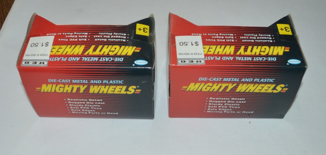 MIGHTY WHEELS MADE BY SOMA – YELLOW WHEEL LOADER & RED FIRE ENGINE