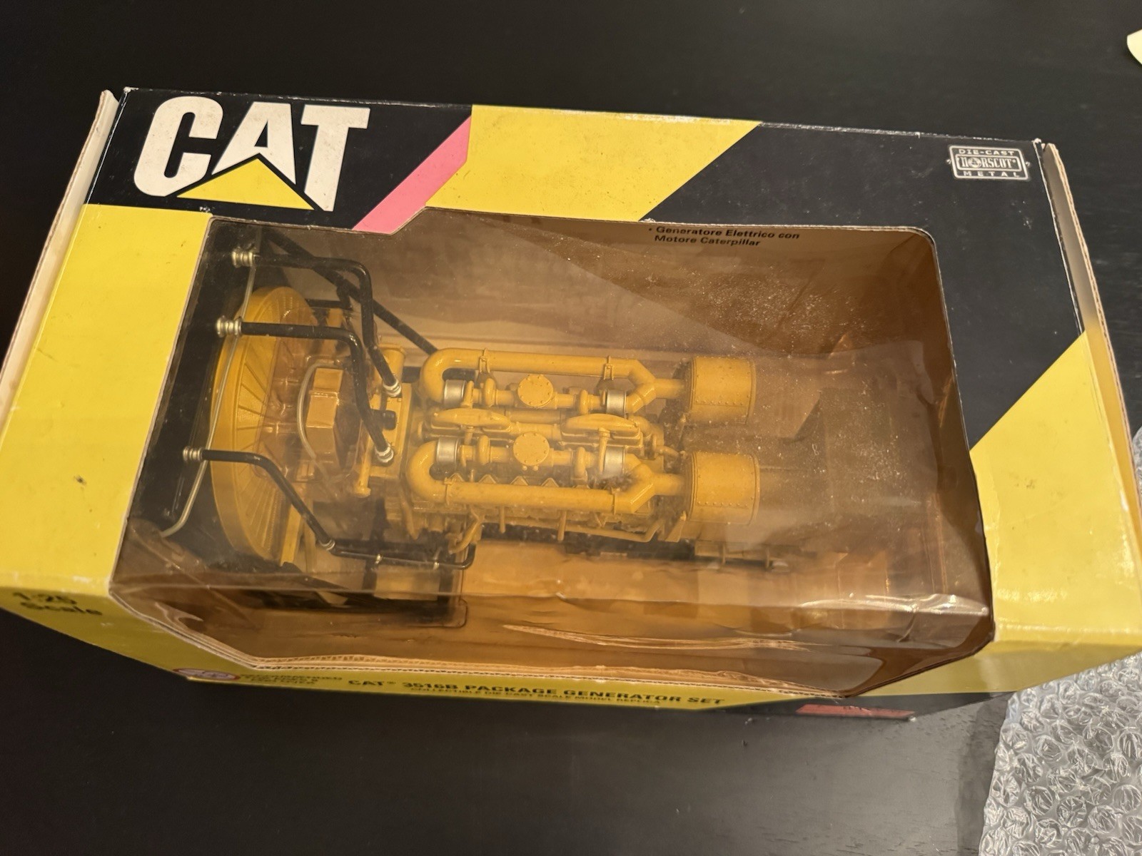 Norscot CAT 3516B Package Generator Set 1:25 Diecast Model 55100