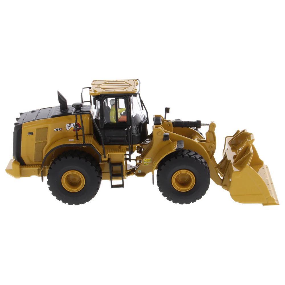 CAT Caterpiller 972 XE Wheel Loader High Line Series 1:50 Diecast Masters