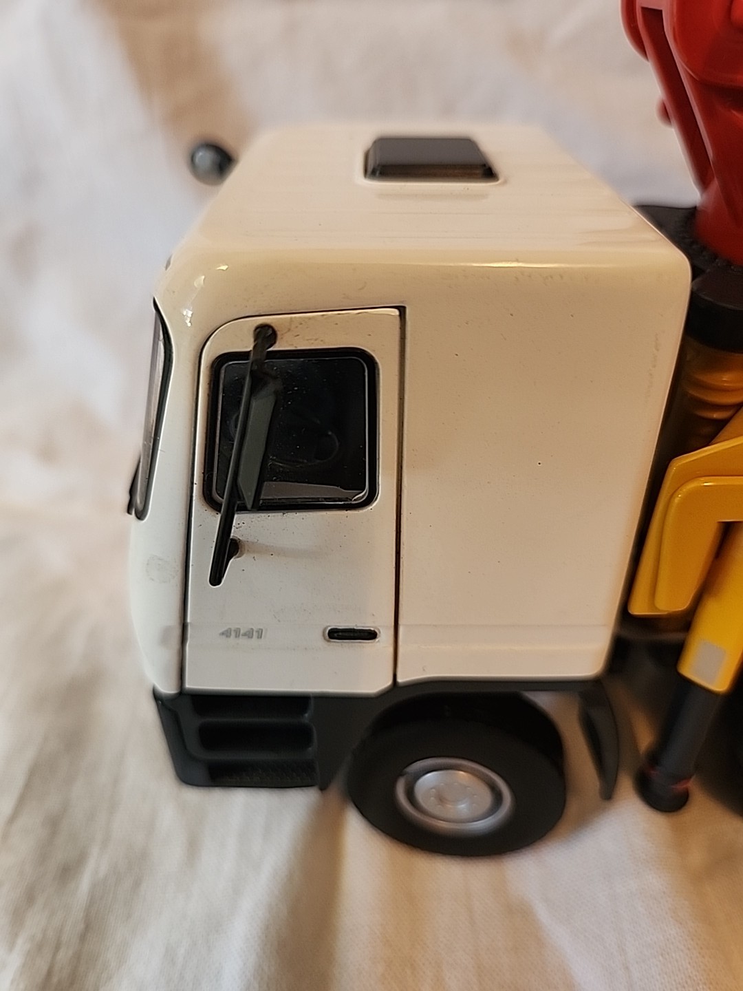 Sany Concrete Pump Truck Mercedes Chassis Die Cast Model 16″ Long B56K-7X 1:32