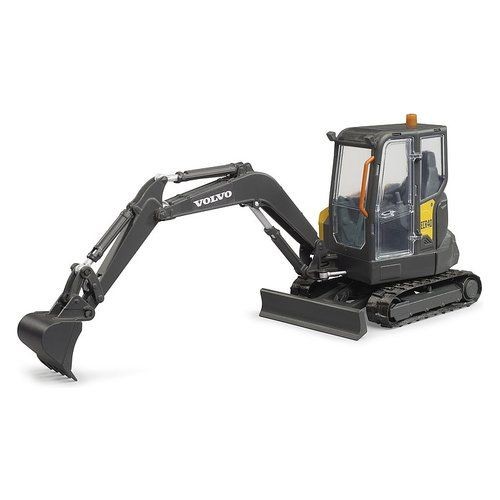 New Bruder 02465 Volvo Compact Excavator Half Construction Site ECR40