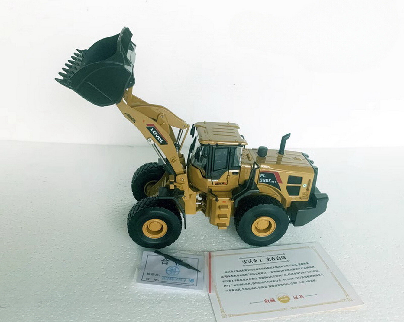 1/35 Scale LOVOL FL980K Wheel Loader DieCast Model Collection Toy Gift