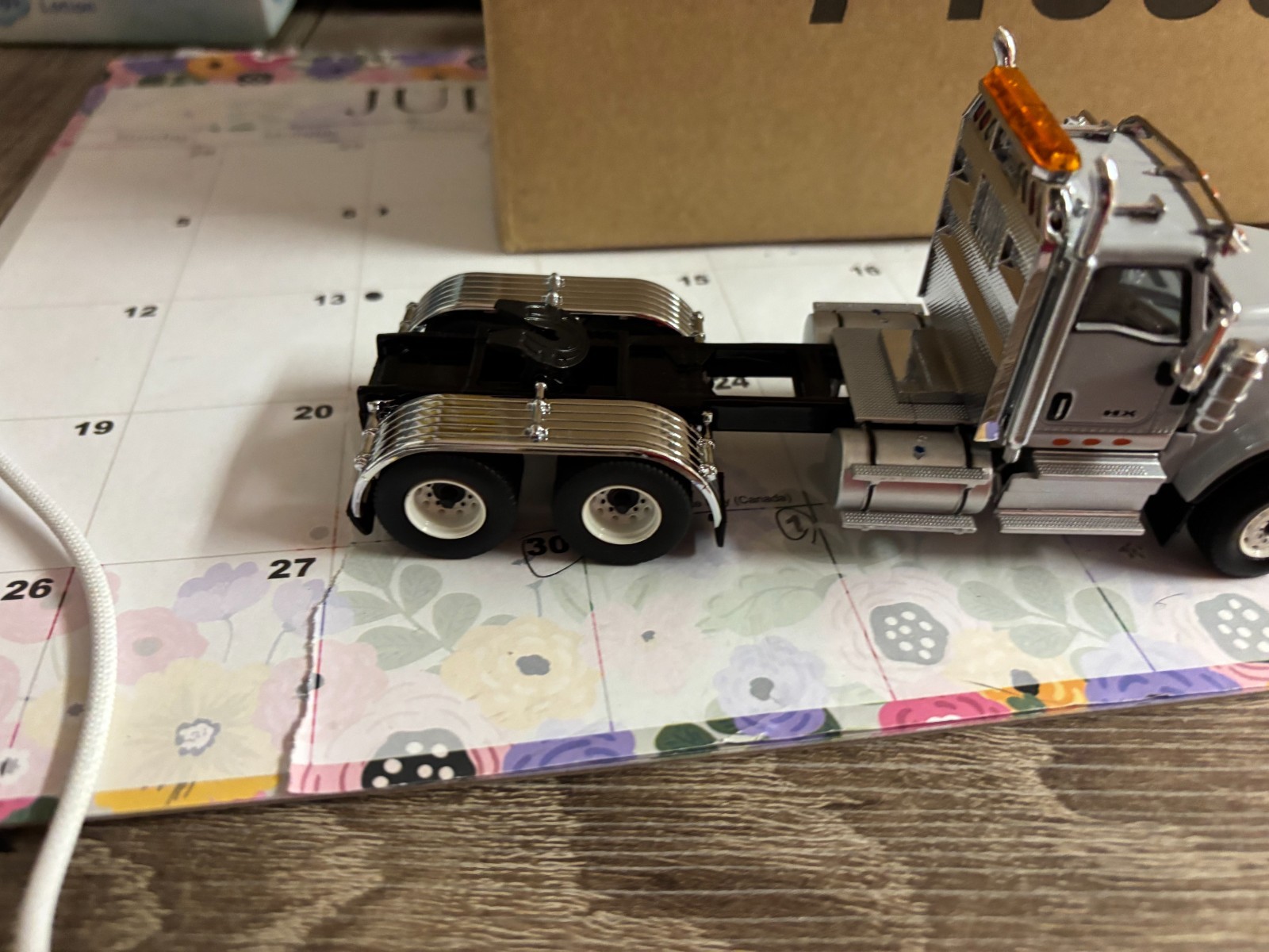 1/50 DIECAST MASTER INTERNATIOAL HX 520 TANDEM TRACTOR # C595
