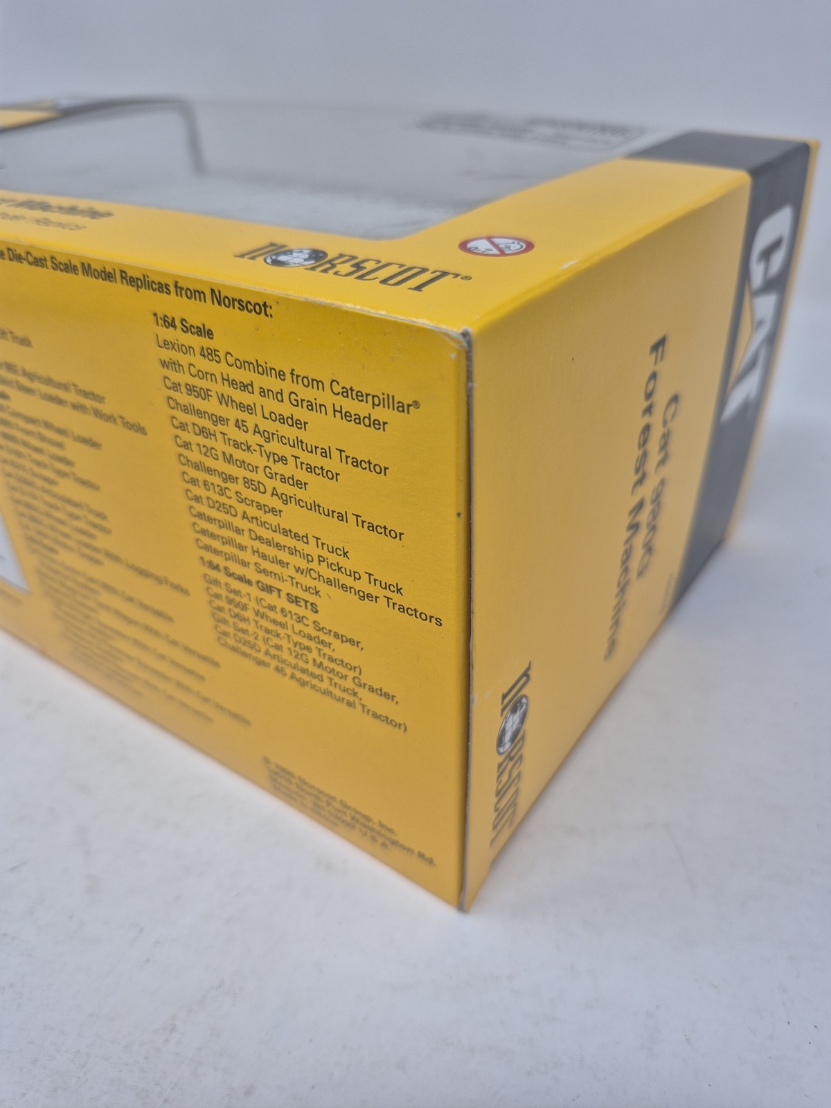 Norscot Cat 980G Forest Machine #55026 Die Cast Model 1:50 New in Box