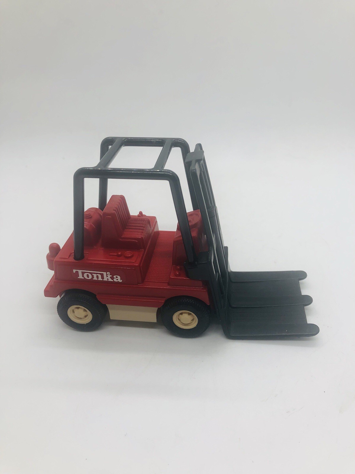 Tonka forklift red vintage small 3 in high 5 inch length