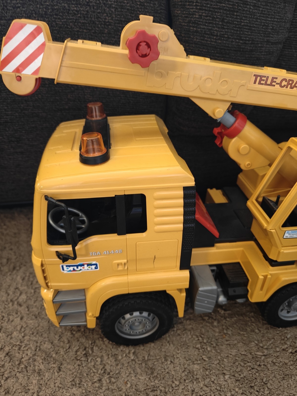 Bruder Tele-Crane TC-4500 Construction Toy Truck Germany Preowned *Missing Hook*