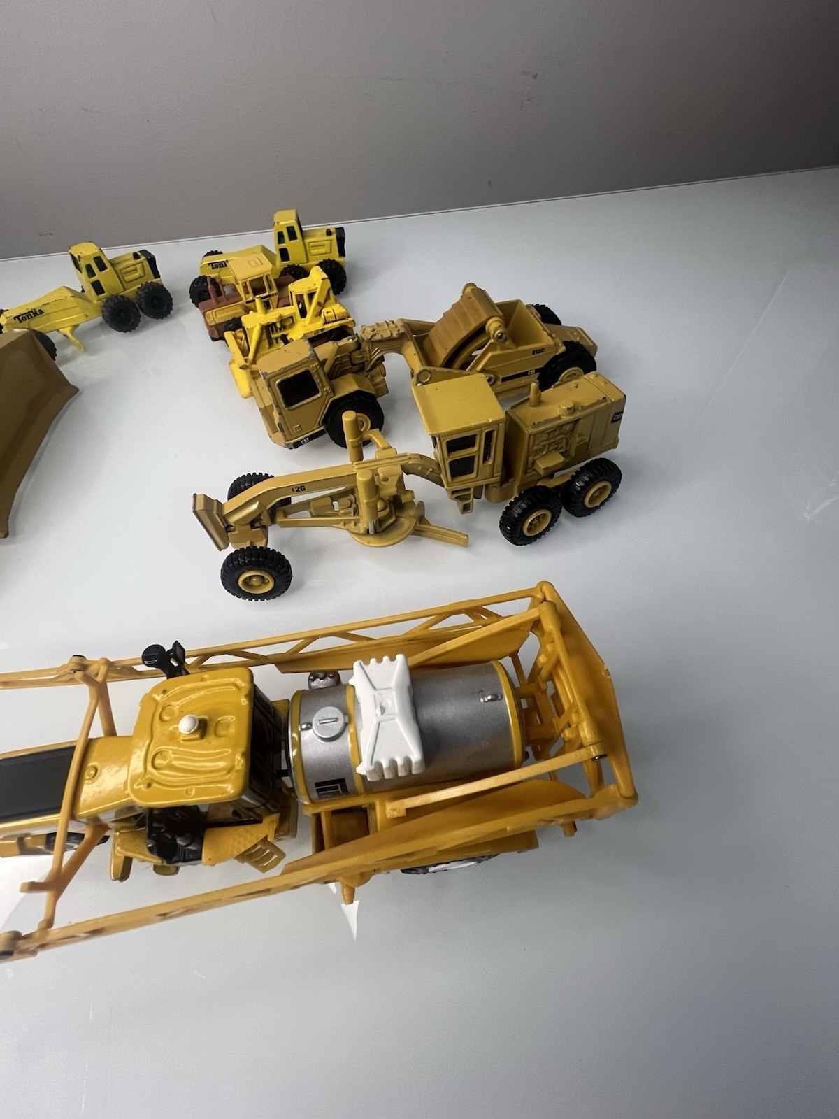 Lot Of Ertl, Tonka, & Hotwheels Construction Vehicles. Bulldozer, Loaders Etc
