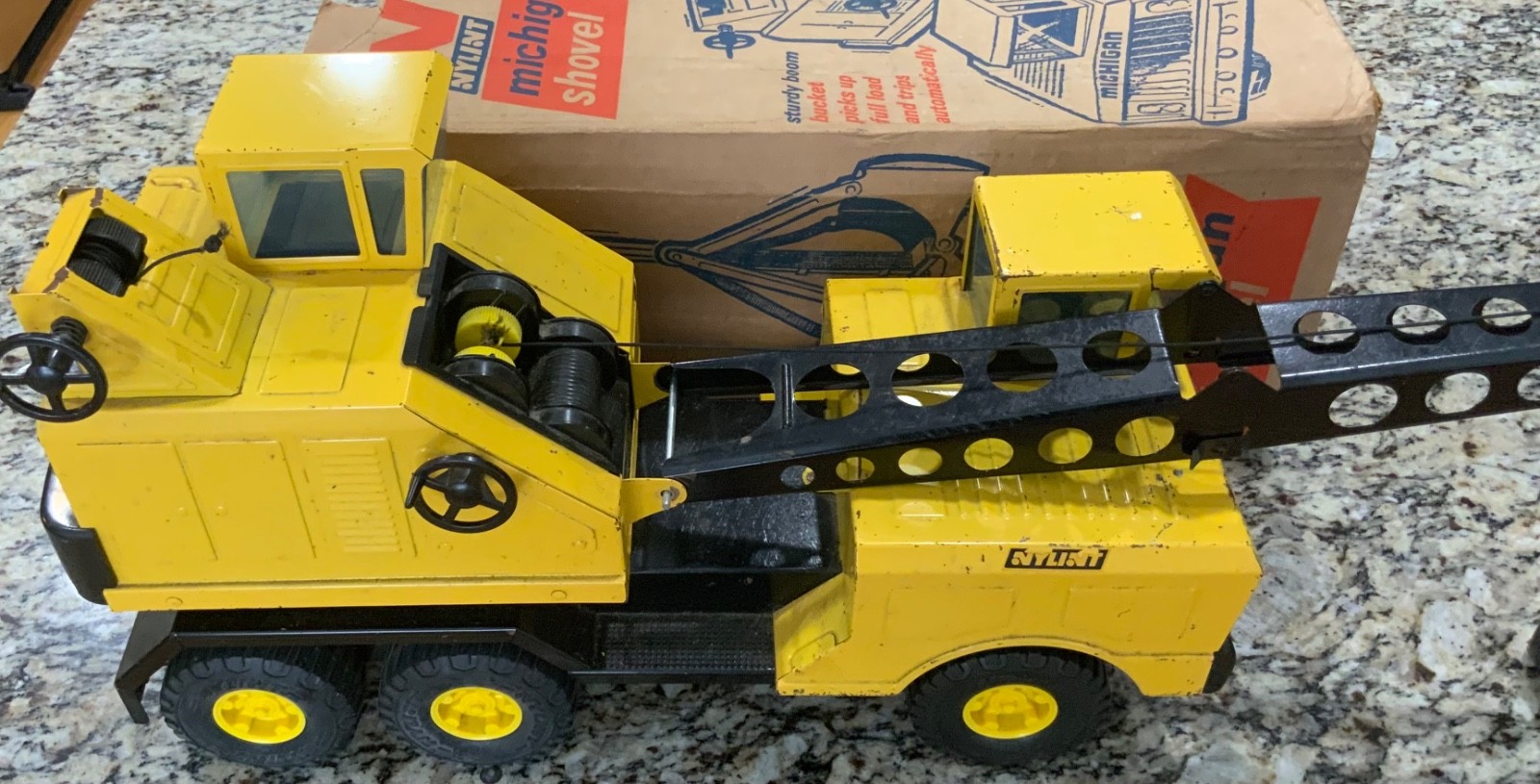 Nylint No. 2201 Michigan Shovel Crane Heavy Gauge Steel Truck 1970s Original Box