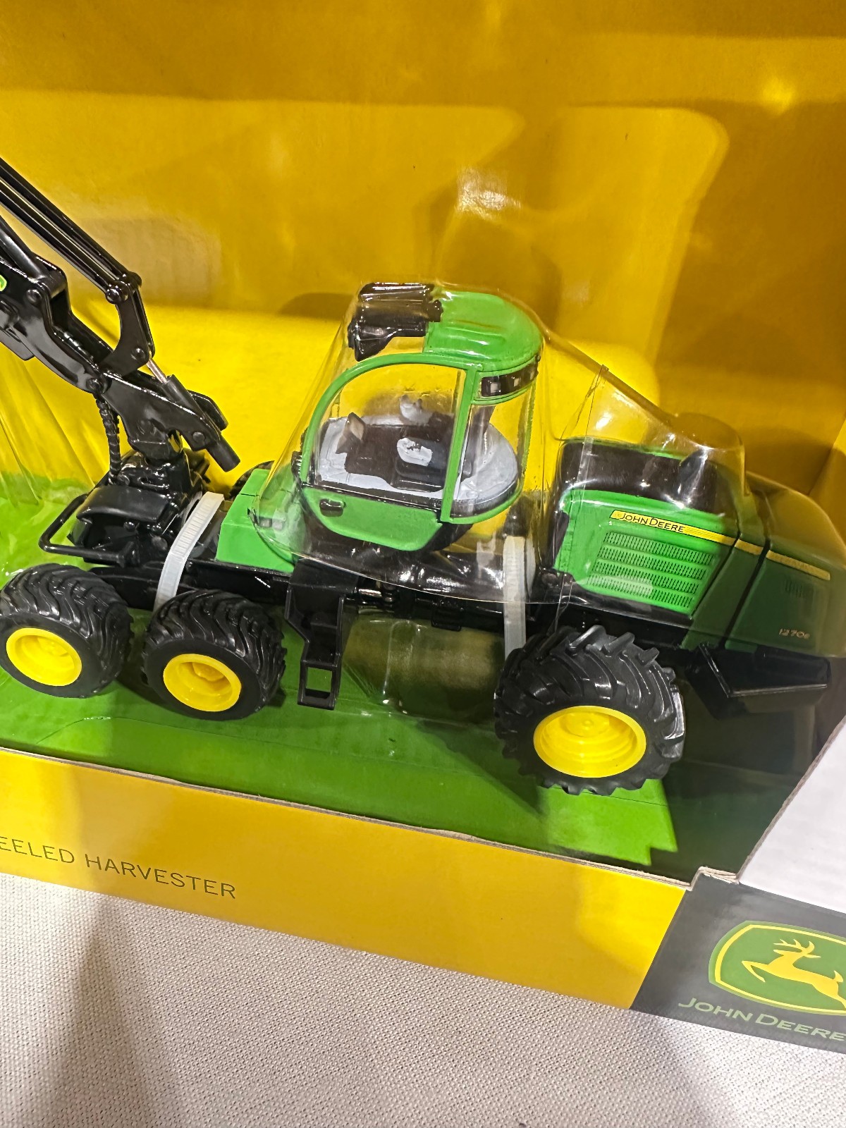 John Deere 1270E Wheeled Harvester Prestige Collection By Ertl 1/50th Scale