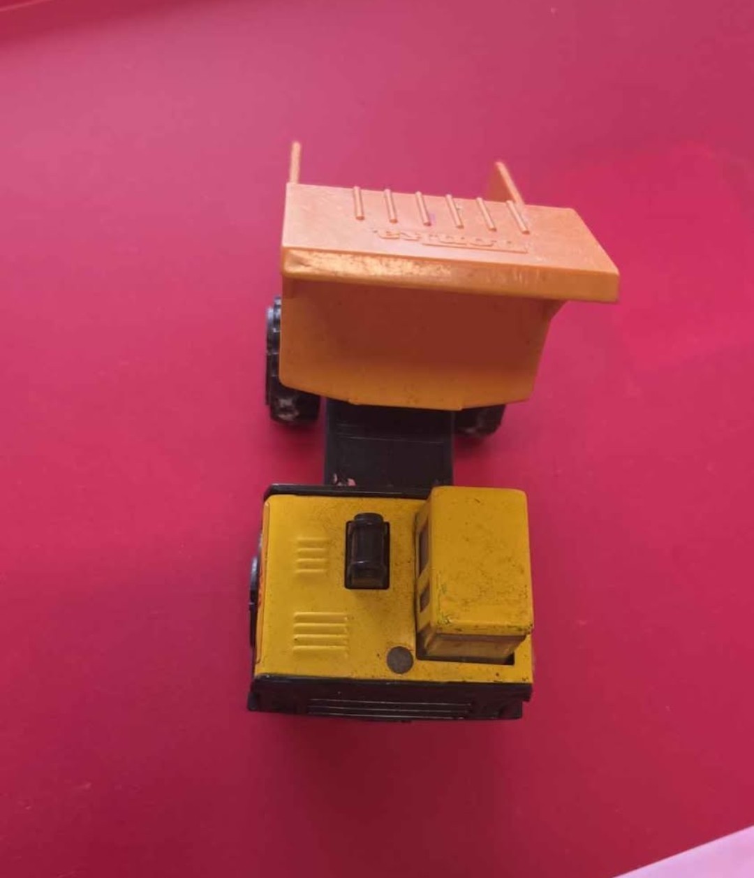Tonka Diecast Dump Truck Yellow Orange Black Construction Vehicle